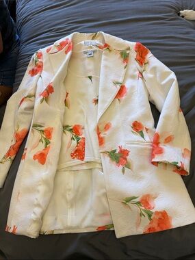 Alberto Makali White Blazer with Coral Floral Print